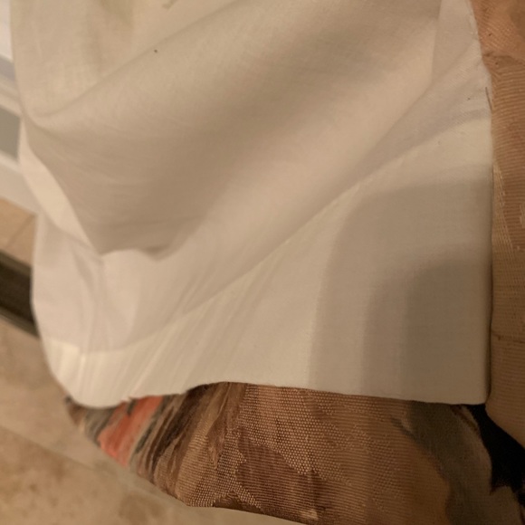 Beautiful custom lined drapes. Non smoking home. Sold as a pair. - Picture 6 of 6